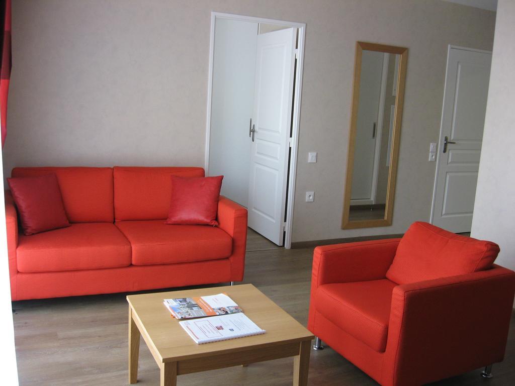 Domitys Le Parc Balsan Aparthotel Chateauroux Ngoại thất bức ảnh